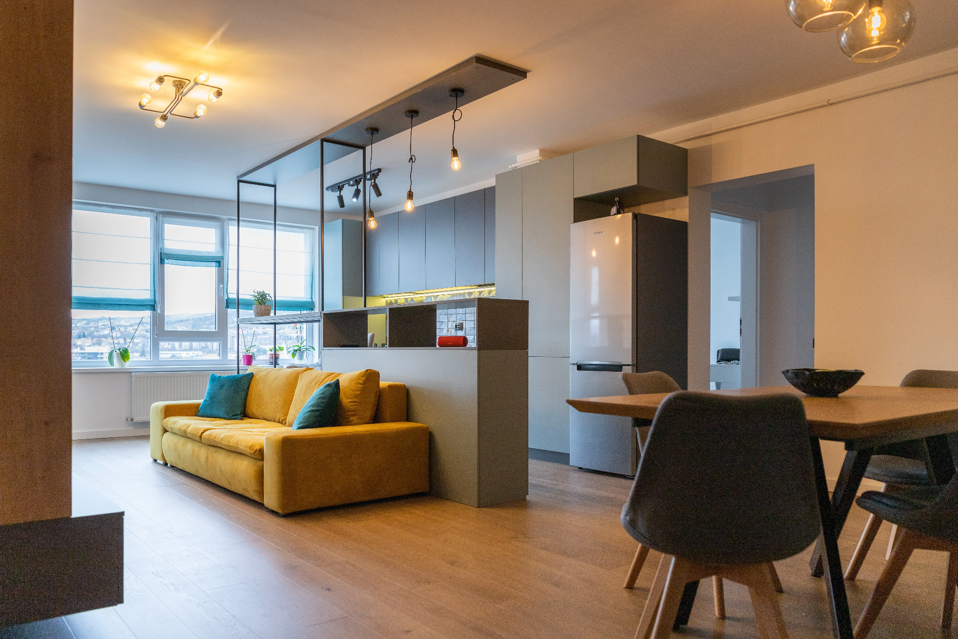 Rent och fräscht vardagsrum efter städning